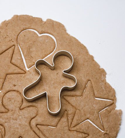 Transforme o Natal: Tutorial completo de Forminhas para Biscoito com Latas de Refrigerante 1 Forminhas de biscoito